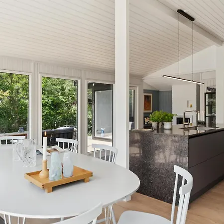 Stunning In With Kitchen * Hornbæk