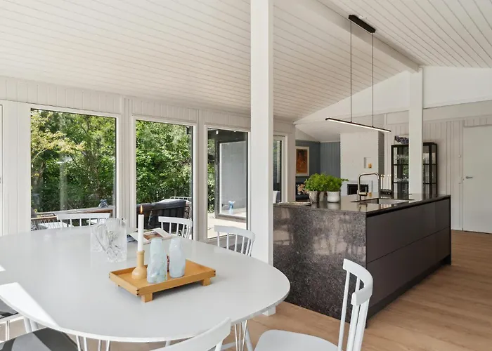 Stunning In With Kitchen * Hornbæk