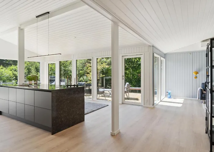 Stunning In With Kitchen * Hornbæk